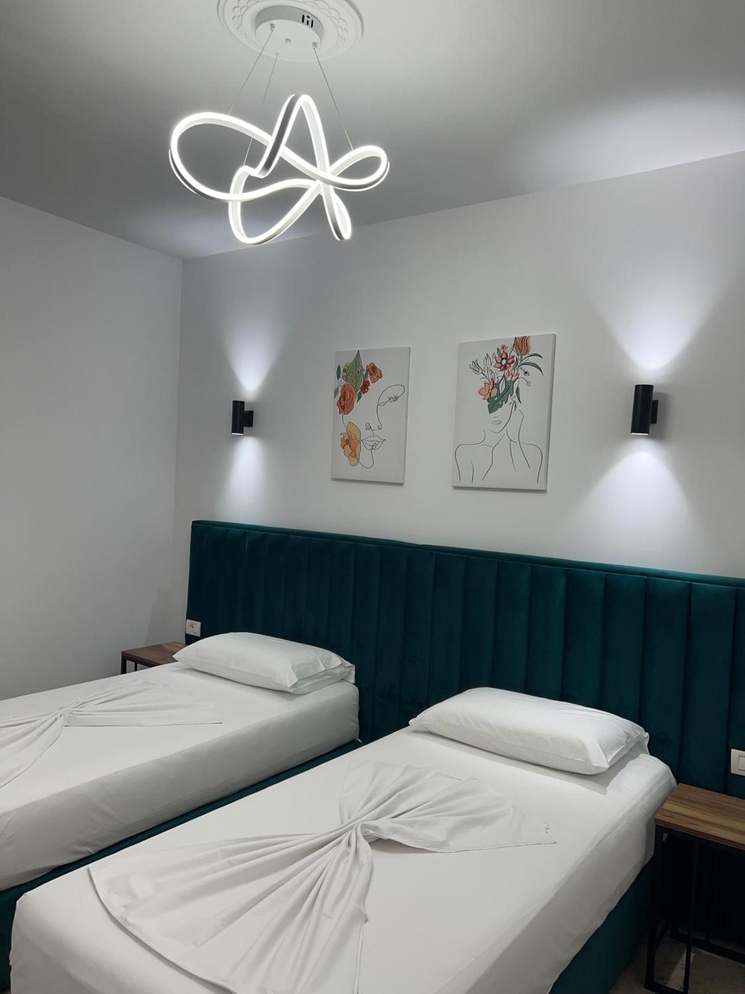 Hotel Floga Shkoder Exterior photo
