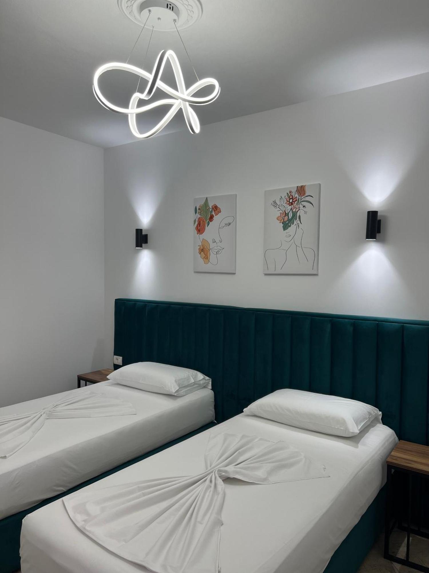 Hotel Floga Shkoder Exterior photo