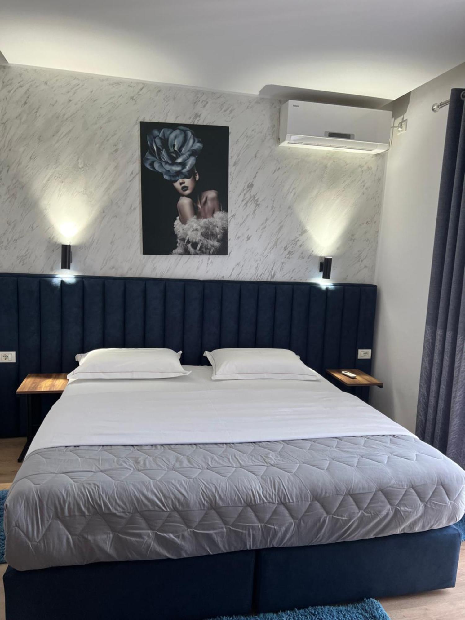Hotel Floga Shkoder Exterior photo