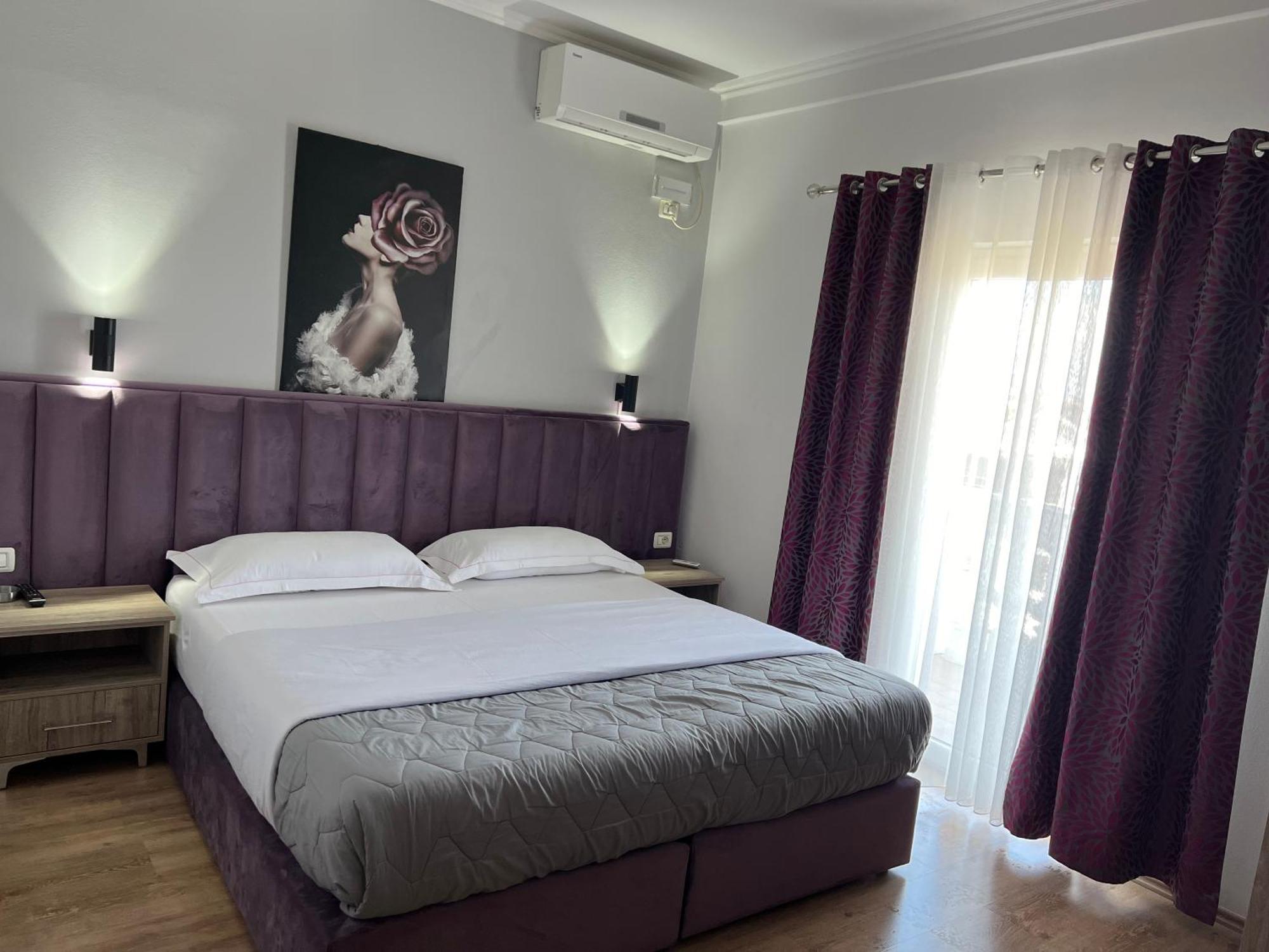 Hotel Floga Shkoder Exterior photo