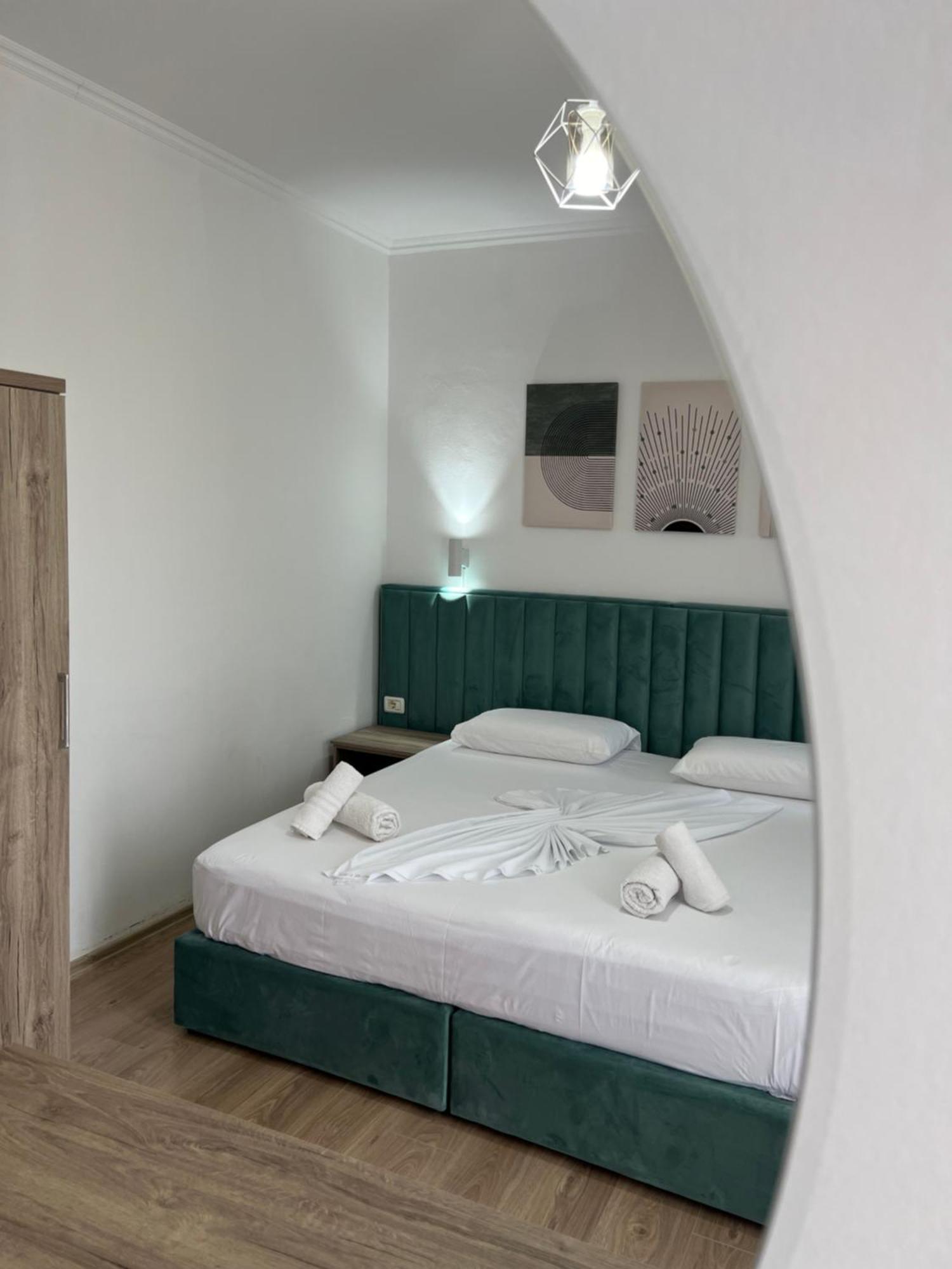 Hotel Floga Shkoder Exterior photo