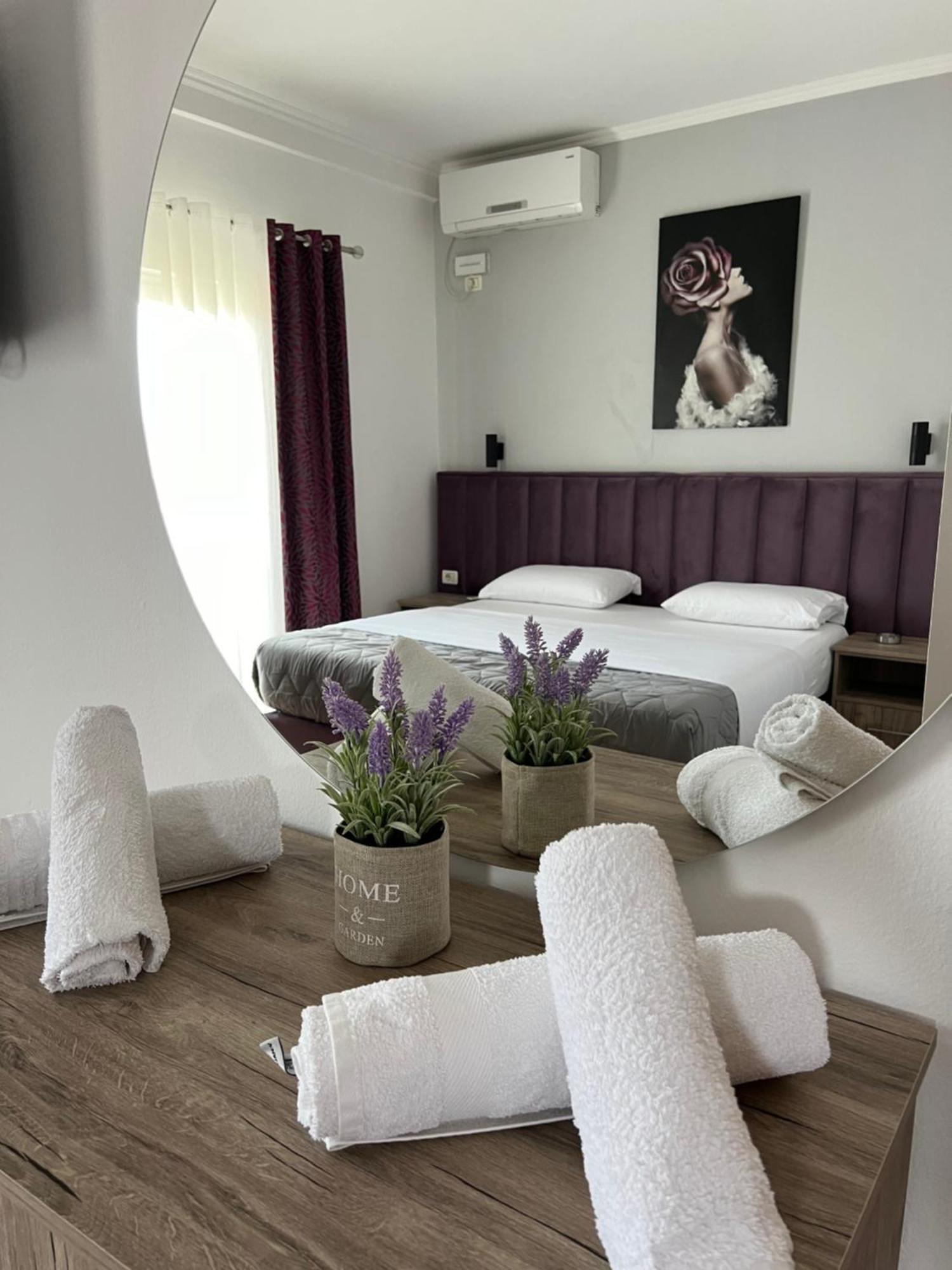 Hotel Floga Shkoder Exterior photo