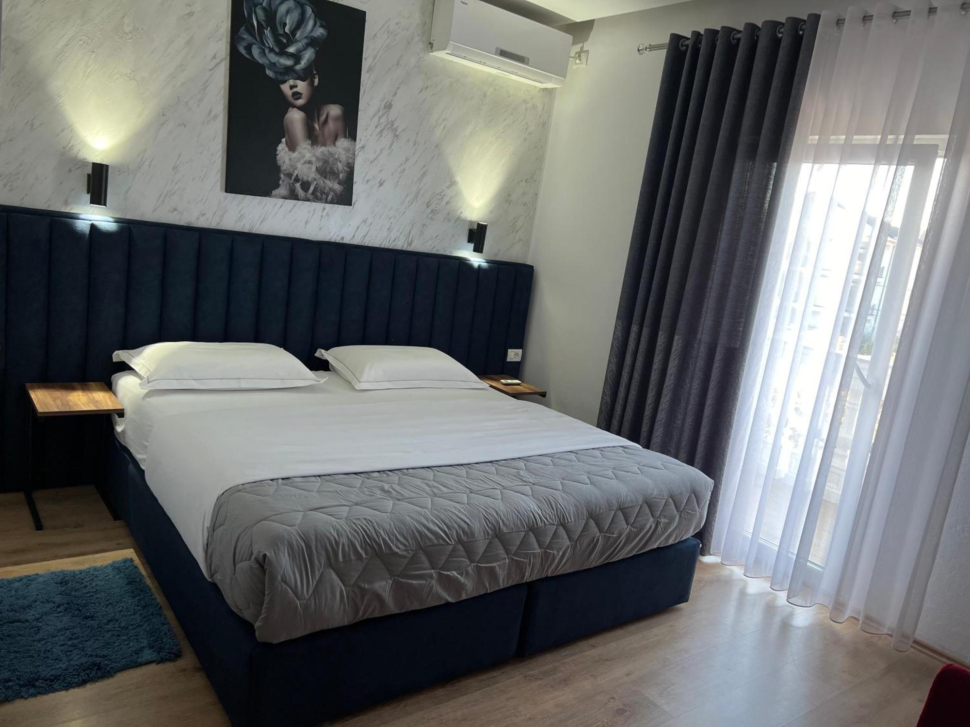 Hotel Floga Shkoder Exterior photo